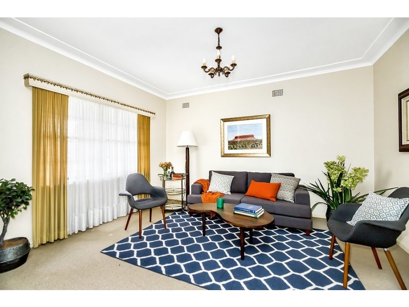 4 Wyatt Avenue, Earlwood NSW 2206