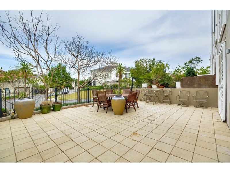 12/4 Admiralty Drive, Breakfast Point NSW 2137