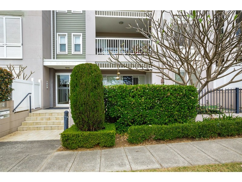 12/4 Admiralty Drive, Breakfast Point NSW 2137