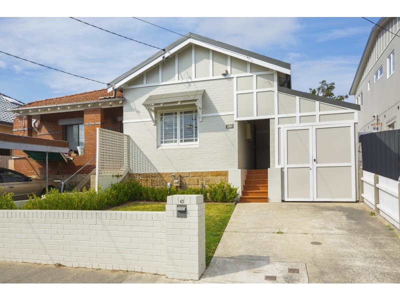 43 Edenholme Road, Russell Lea NSW 2046