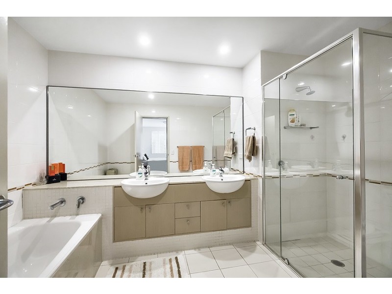 22/16 Admiralty Drive, Breakfast Point NSW 2137