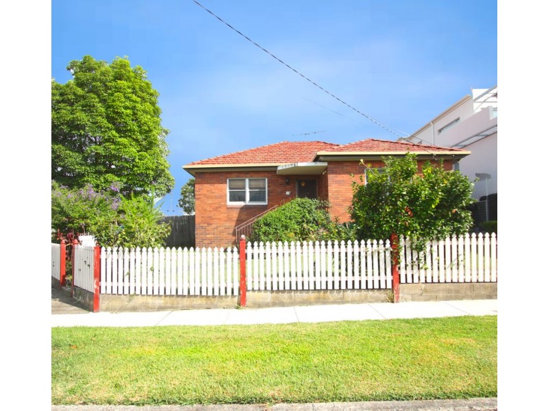 2 Dorking Road, Cabarita NSW 2137