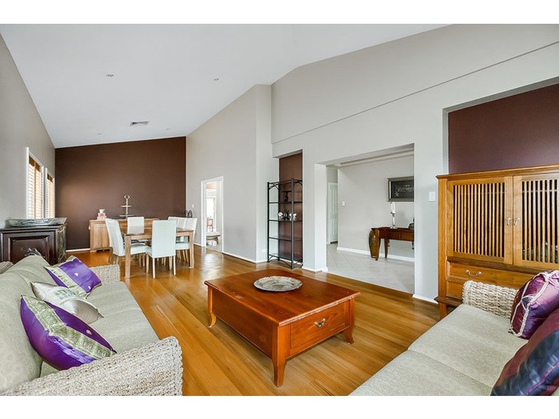 42 Elphinstone Street, Cabarita NSW 2137
