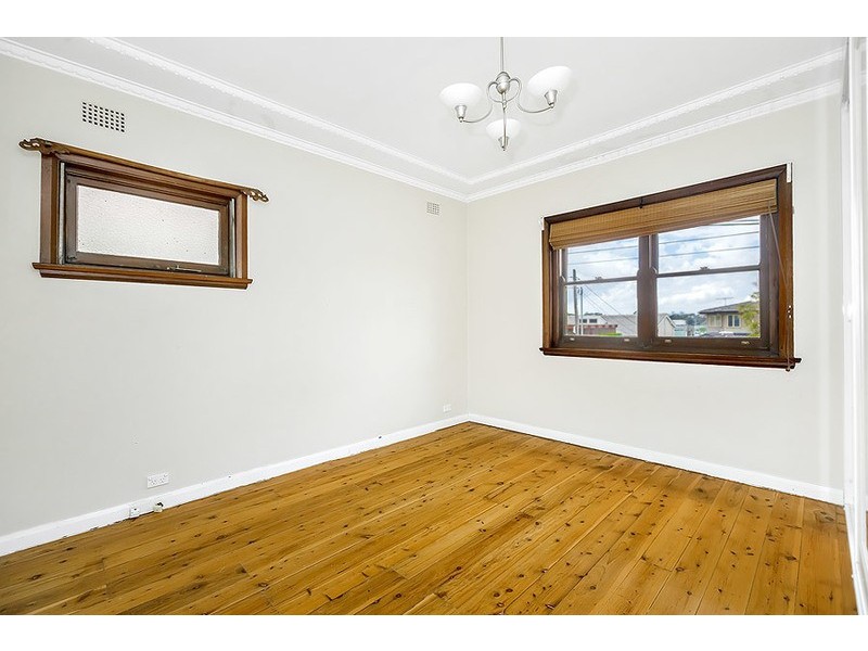 2 Dorking Road, Cabarita NSW 2137