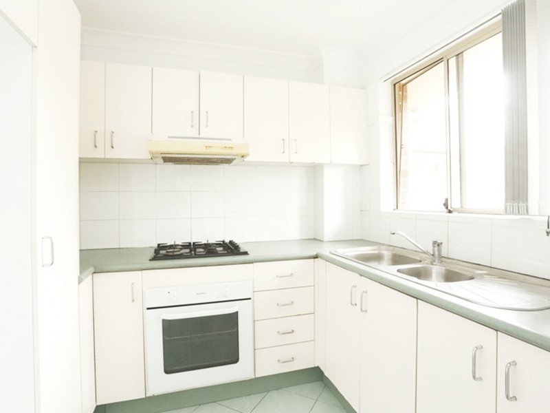 13/23-25 Oxford Street, Merrylands NSW 2160