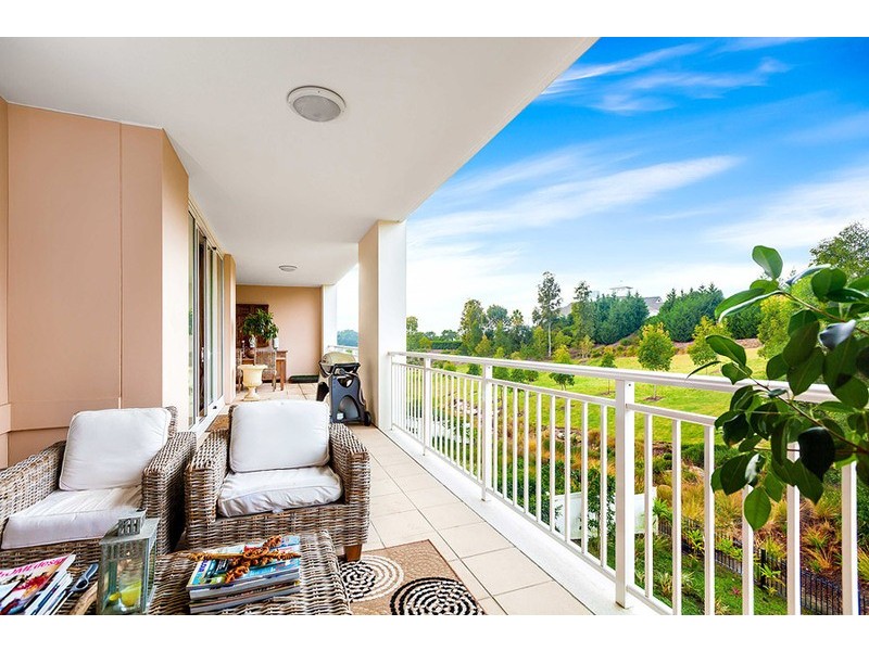 308/15 Peninsula Drive, Breakfast Point NSW 2137