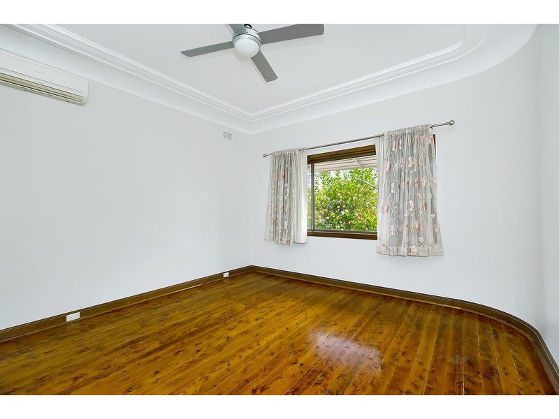 22 Wilga Street, Concord NSW 2137