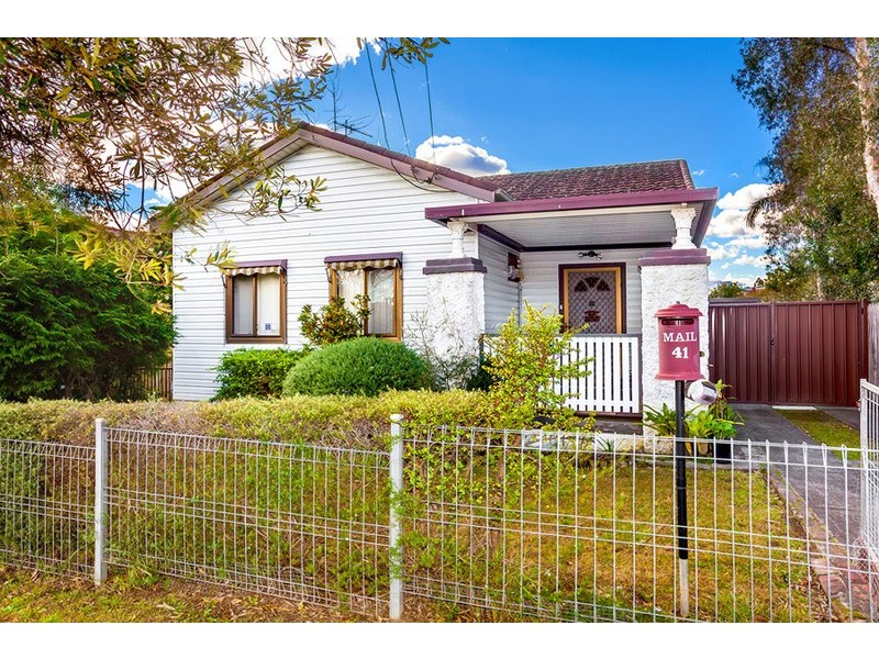 41 Kingston Avenue, Concord NSW 2137