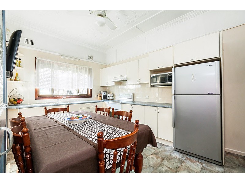 41 Kingston Avenue, Concord NSW 2137