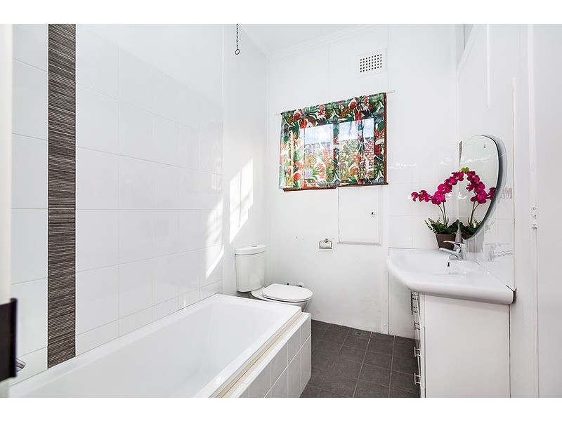 41 Kingston Avenue, Concord NSW 2137