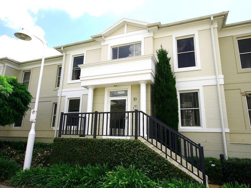 206/10 Fairwater Close, Breakfast Point NSW 2137