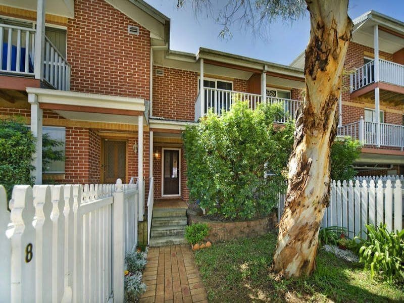 8/2 Station Avenue, Concord West NSW 2138