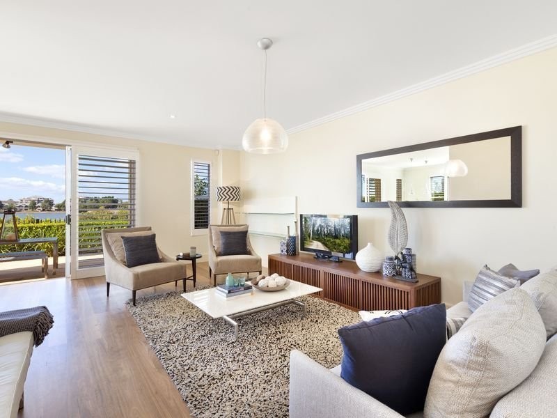 10 Jacaranda Drive, Cabarita NSW 2137