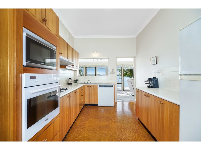 73 Llewellyn Street, Rhodes NSW 2138