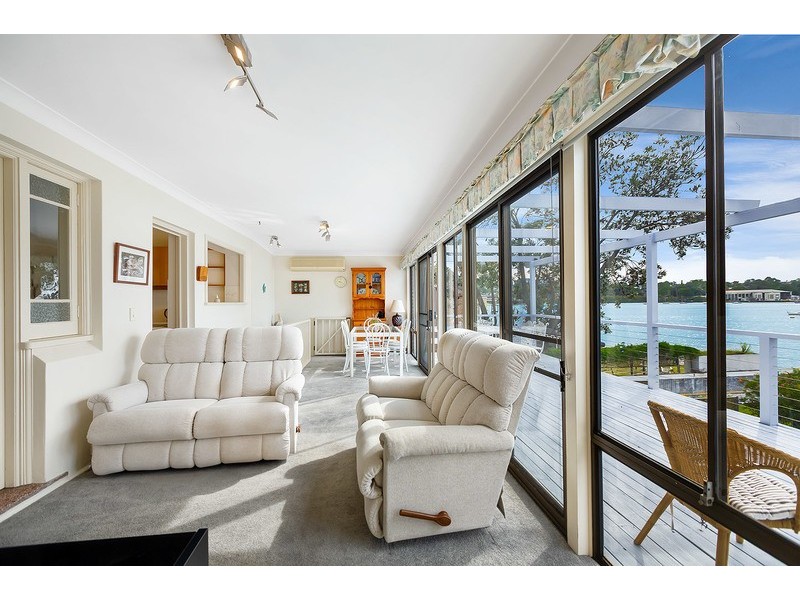 73 Llewellyn Street, Rhodes NSW 2138