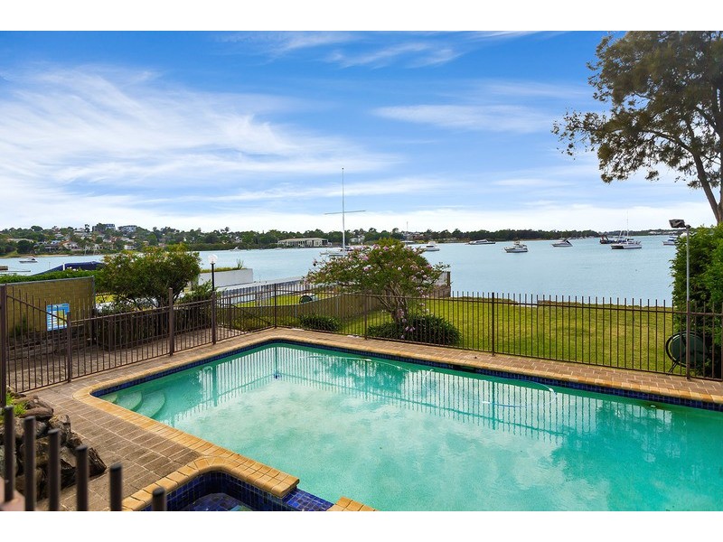 73 Llewellyn Street, Rhodes NSW 2138