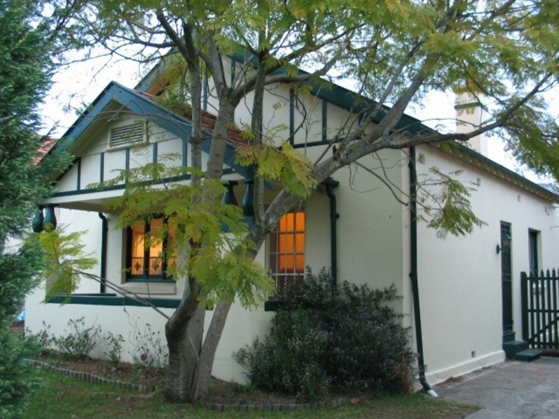 22 Kendall Street, Cabarita NSW 2137