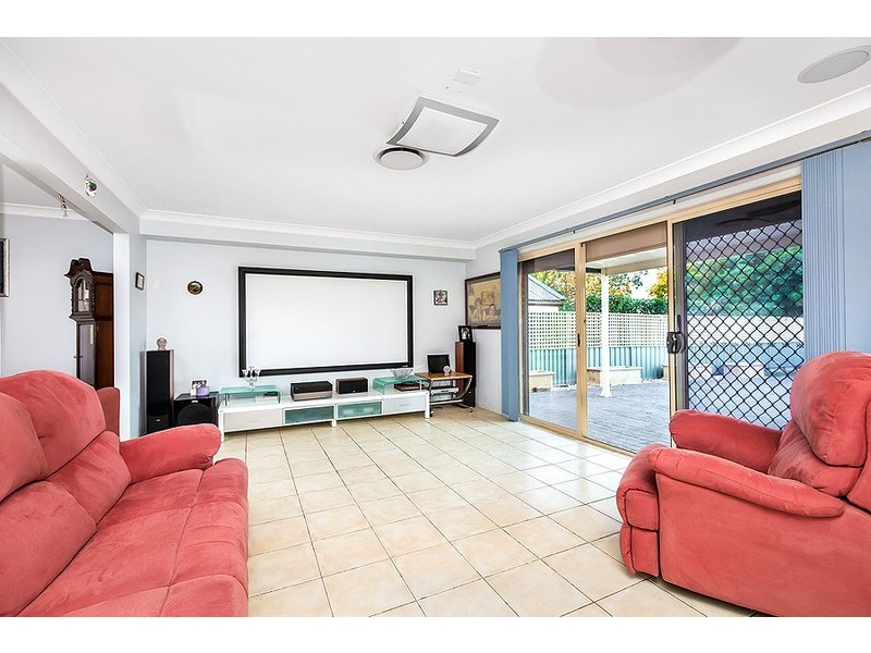 17 Seymour Parade, Belfield NSW 2191