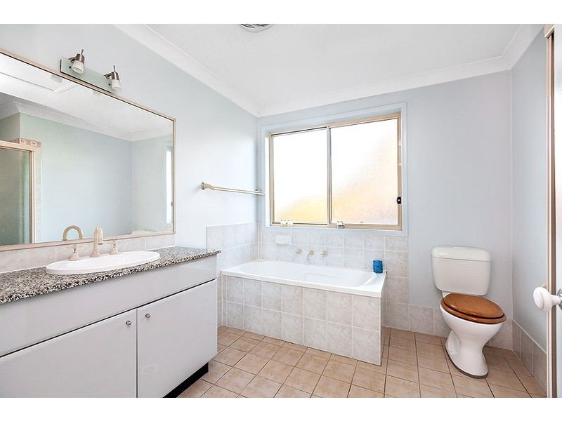 17 Seymour Parade, Belfield NSW 2191