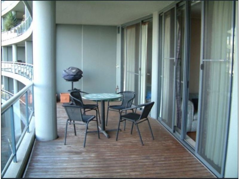 82/27 Bennelong Road, Wentworth Point NSW 2127