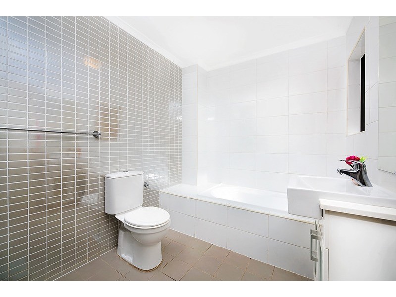 12/45 Eastbourne Road, Homebush West NSW 2140