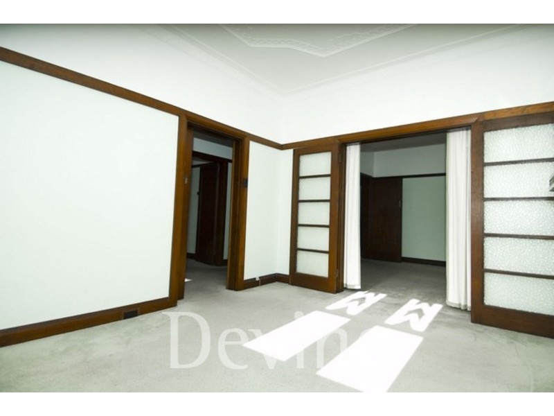 6 Hospital Road, Concord West NSW 2138