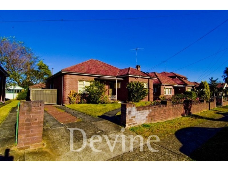 8 Hospital Road, Concord West NSW 2138