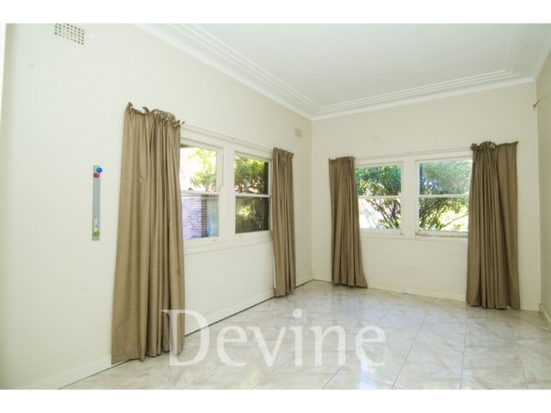 8 Hospital Road, Concord West NSW 2138