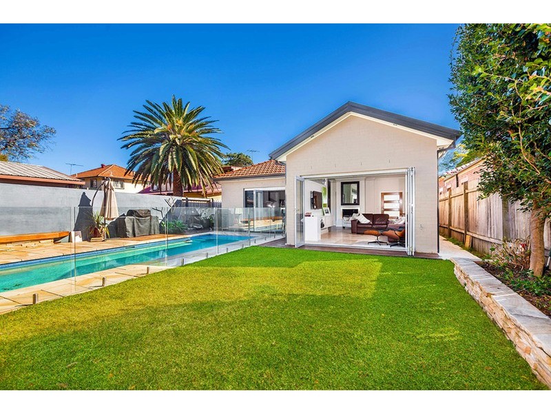 20 Gloucester Street, Concord NSW 2137