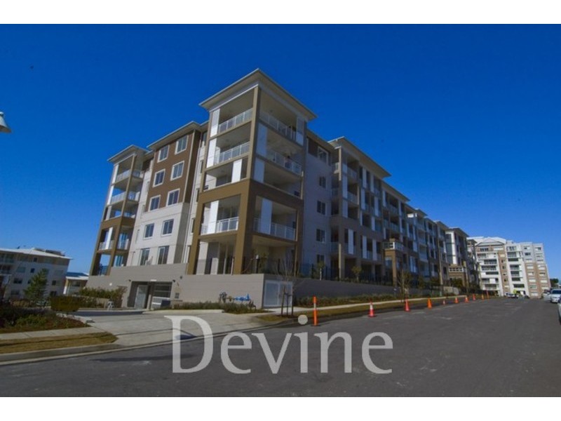 12 Vineyard Way, Breakfast Point NSW 2137