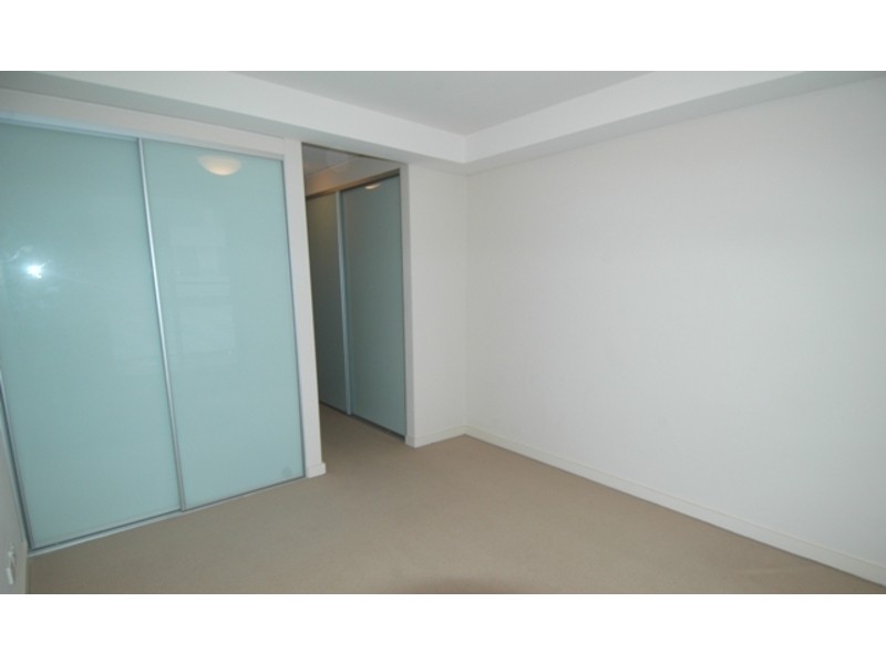 304/5 Stromboli Strait, Wentworth Point NSW 2127
