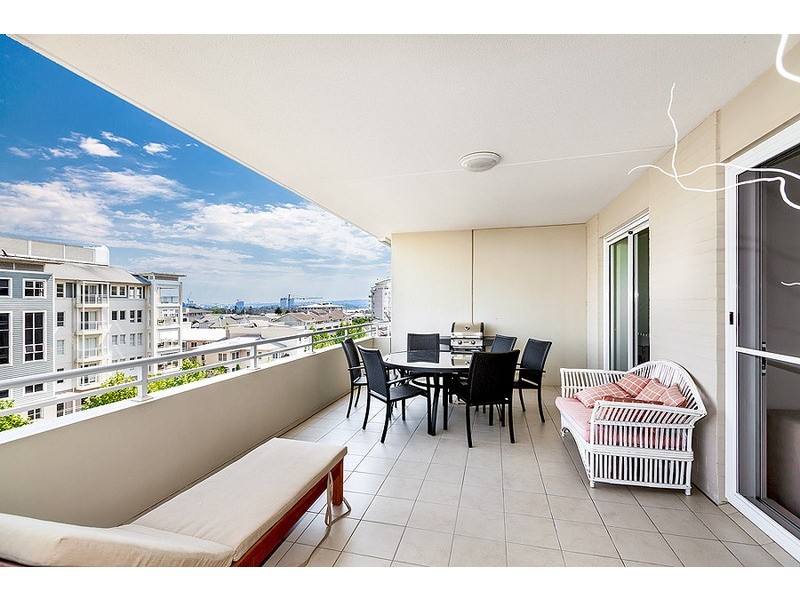 52/68 Village Drive, Breakfast Point NSW 2137
