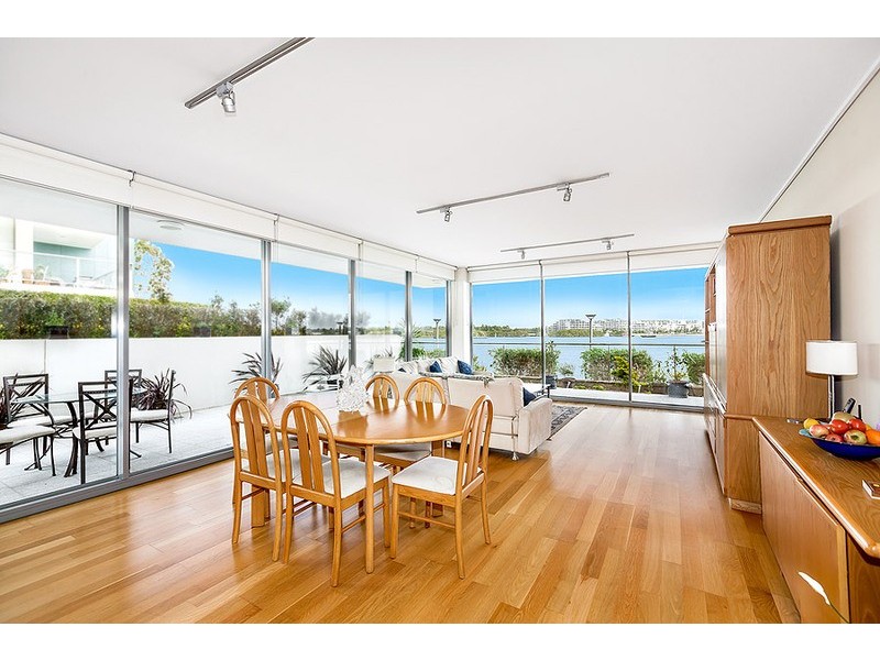 102/17 Jean Wailes Avenue, Rhodes NSW 2138