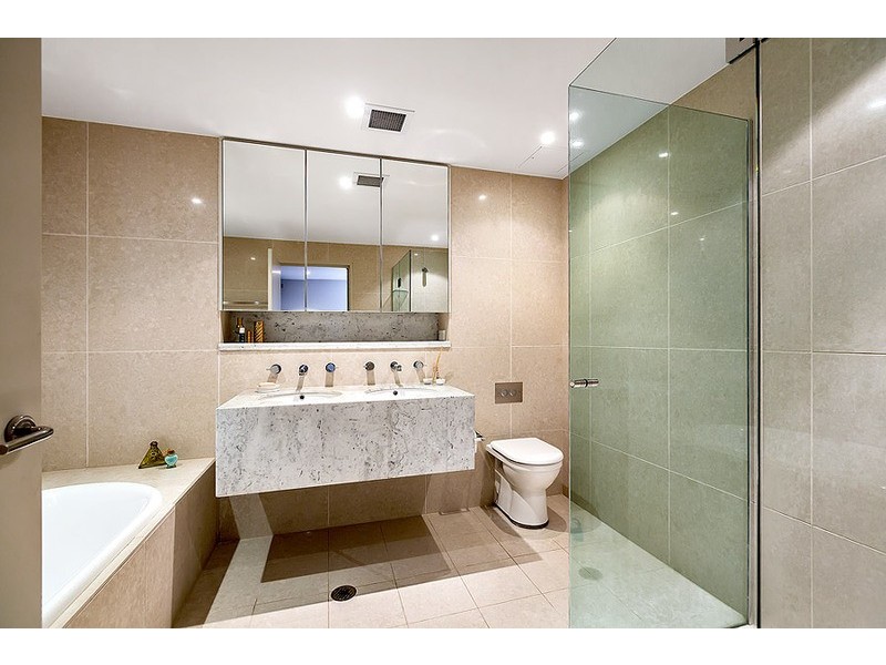 102/17 Jean Wailes Avenue, Rhodes NSW 2138