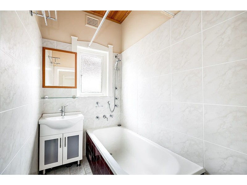 26 Bayview Road, Canada Bay NSW 2046