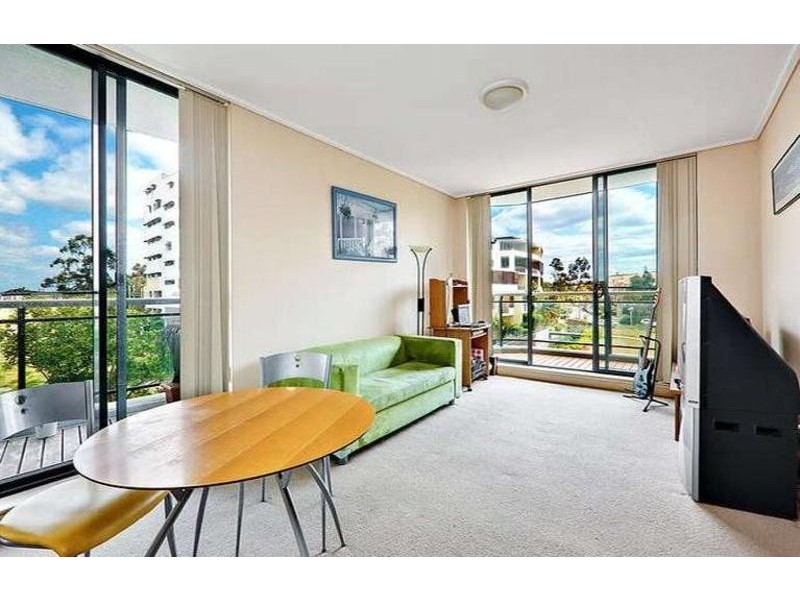 71/27 Bennelong Parkway, Wentworth Point NSW 2127