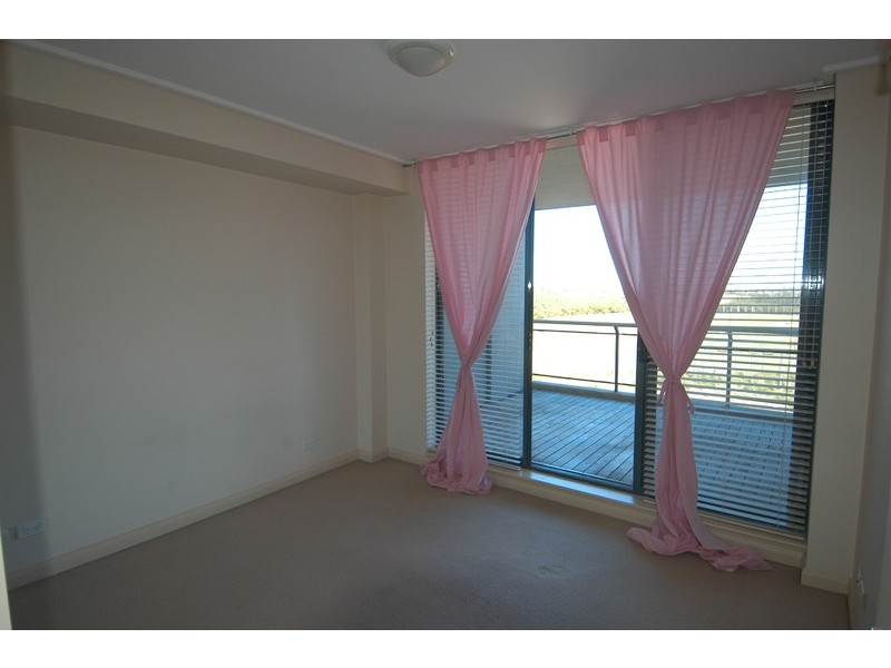 87/27 Bennelong Road, Wentworth Point NSW 2127