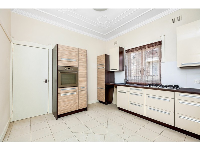 26 Bayview Road, Canada Bay NSW 2046