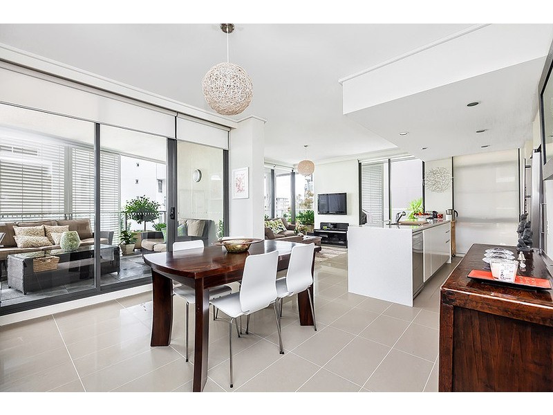 305/15 Shoreline Drive, Rhodes NSW 2138