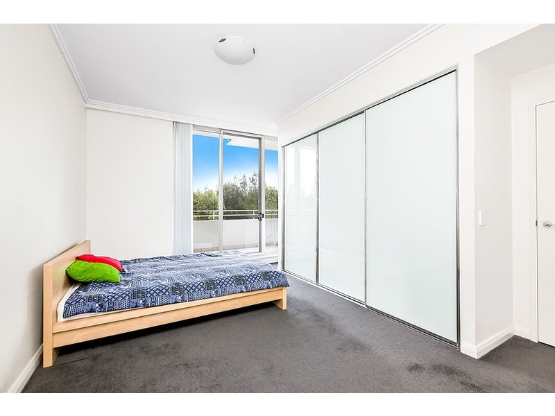 384/33 Hill Road, Wentworth Point NSW 2127