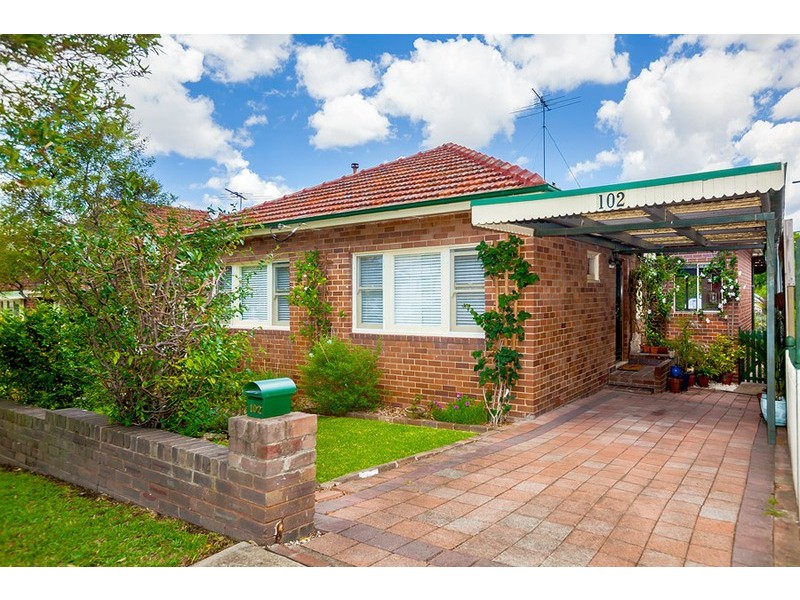 102 Queen Street, Concord West NSW 2138