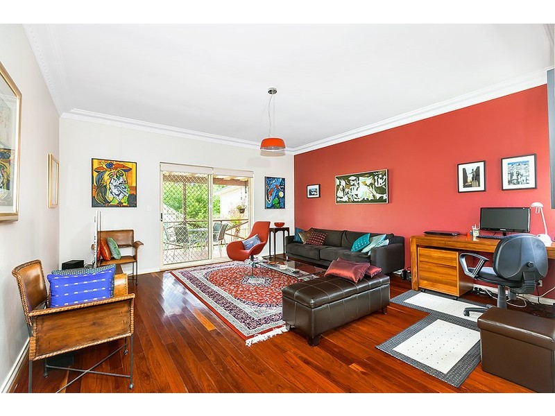 102 Queen Street, Concord West NSW 2138