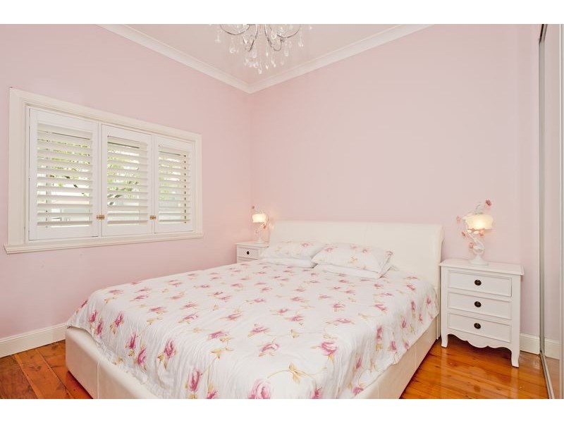 4 Tripod Street, Concord NSW 2137