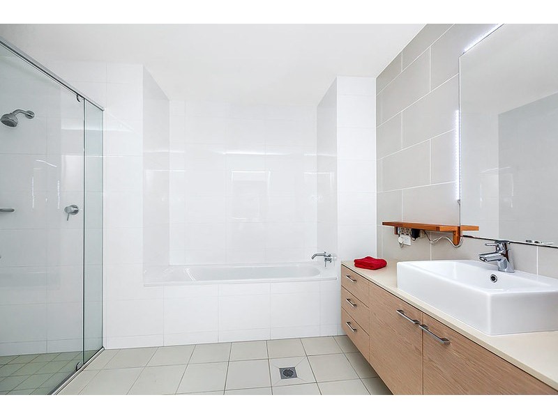 20/1 Juniper Drive, Breakfast Point NSW 2137