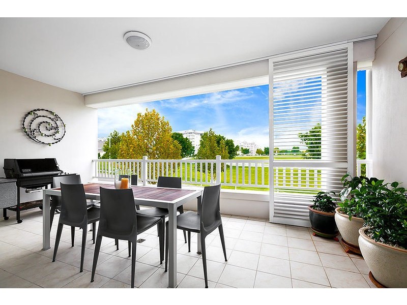23/20-26 Village Drive, Breakfast Point NSW 2137
