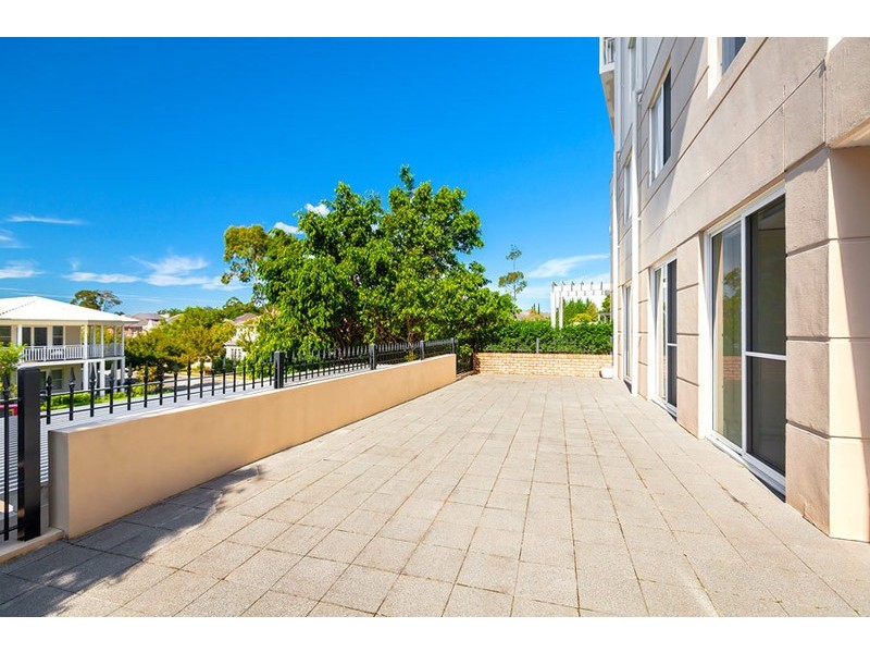 102/2 Village Drive, Breakfast Point NSW 2137