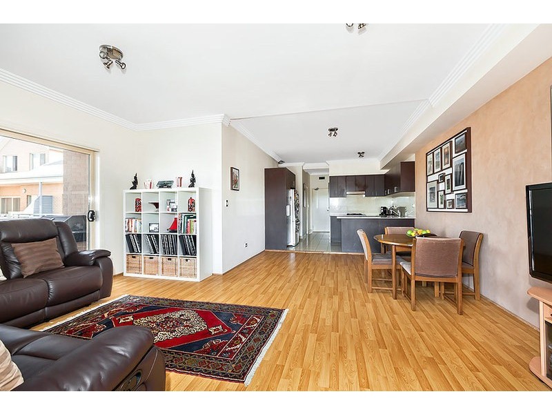 11/10 Crane Street, Homebush NSW 2140