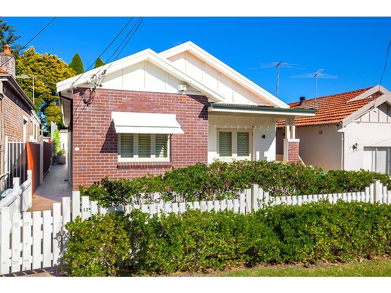 12 Bayard Street, Concord NSW 2137