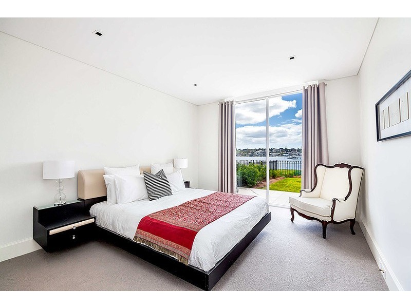 16/29 Peninsula Drive, Breakfast Point NSW 2137