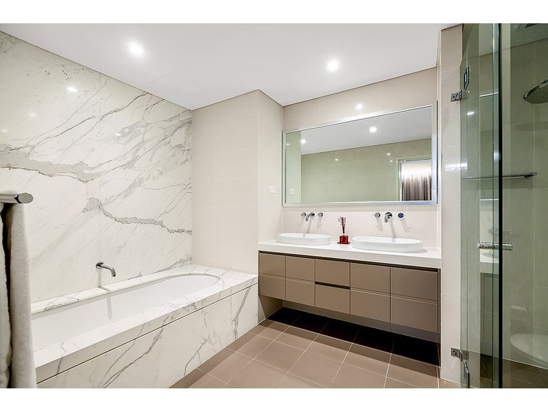 16/29 Peninsula Drive, Breakfast Point NSW 2137